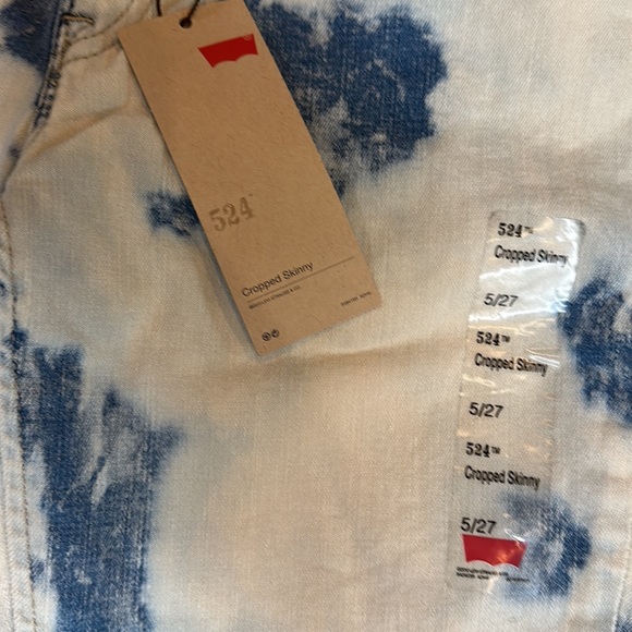 NWT Levis 524 Cropped Skinny Jean - Picture 2 of 6
